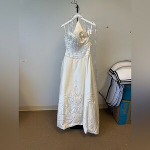 DaVinci Ivory Embroidered Bridal Gown 8457